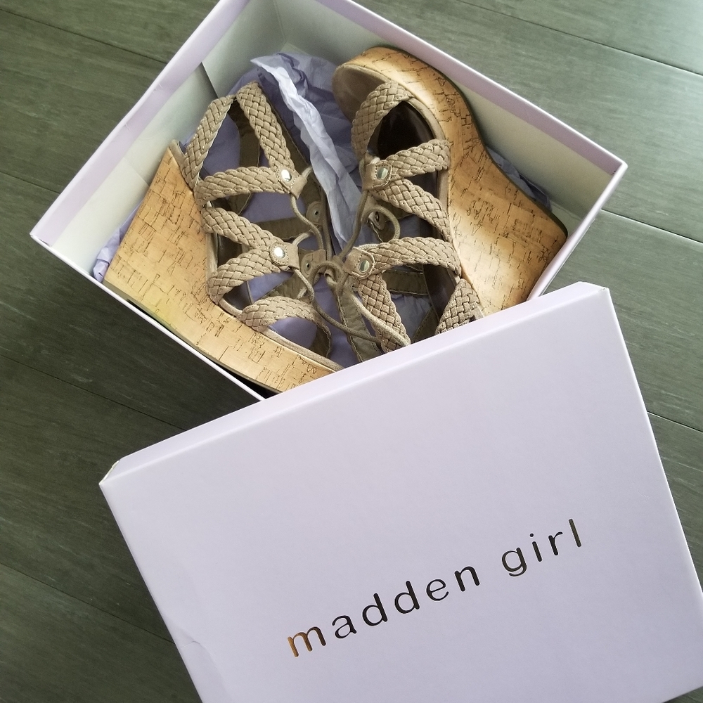 Steve Madden Strapy Wedges